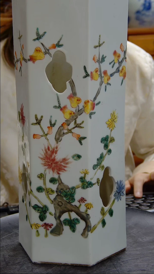 瓶粉彩花卉纹六方帽筒#1231#