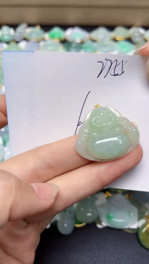 翡翠18K金镶嵌颈饰 天然翡翠A货