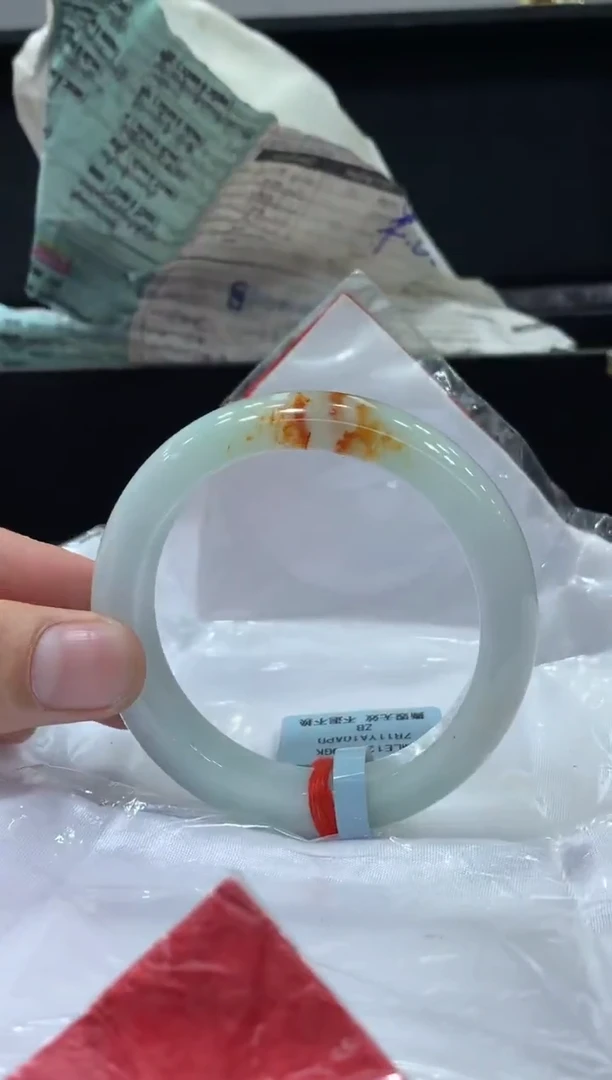 未镶嵌手镯翡翠翡翠手镯