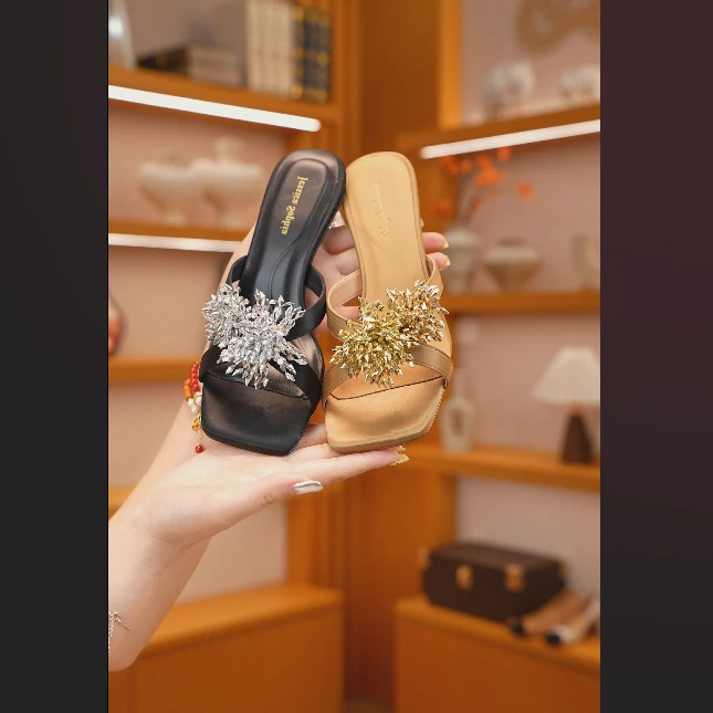 已开价，0863L65F1外穿凉拖鞋2025新款夏天配裙子高级水晶跟拖鞋