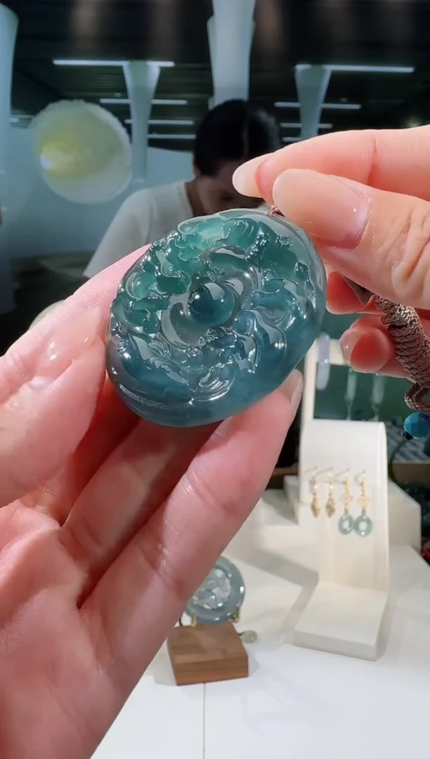 翡翠未镶嵌吊坠(不含链)乾坤鱼