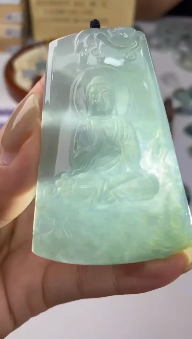 翡翠未镶嵌吊坠(不含链)40546