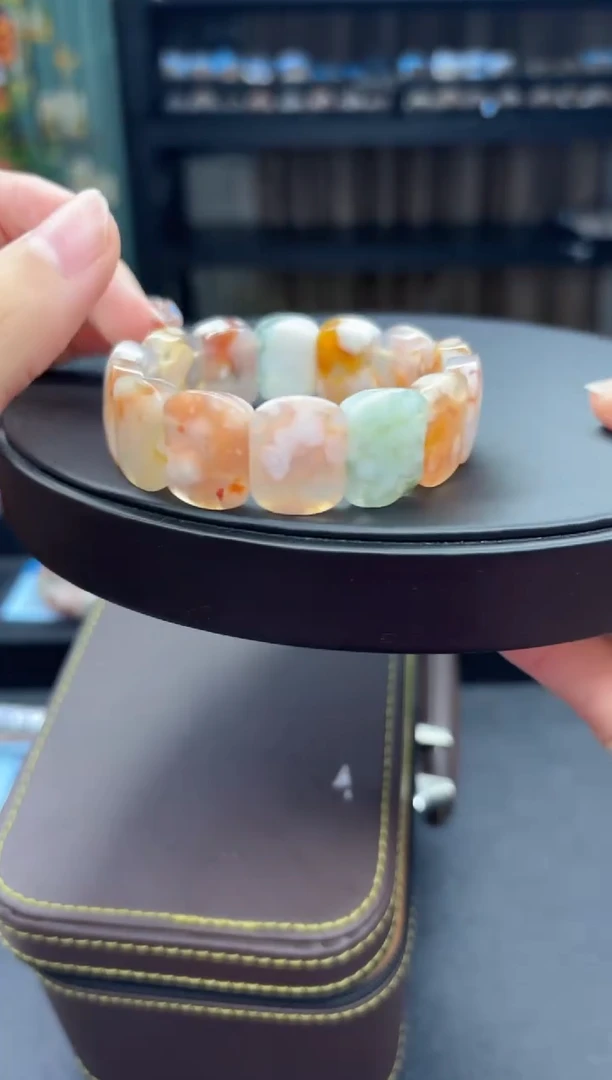 【闪购商品】石英质玉手串未镶嵌147