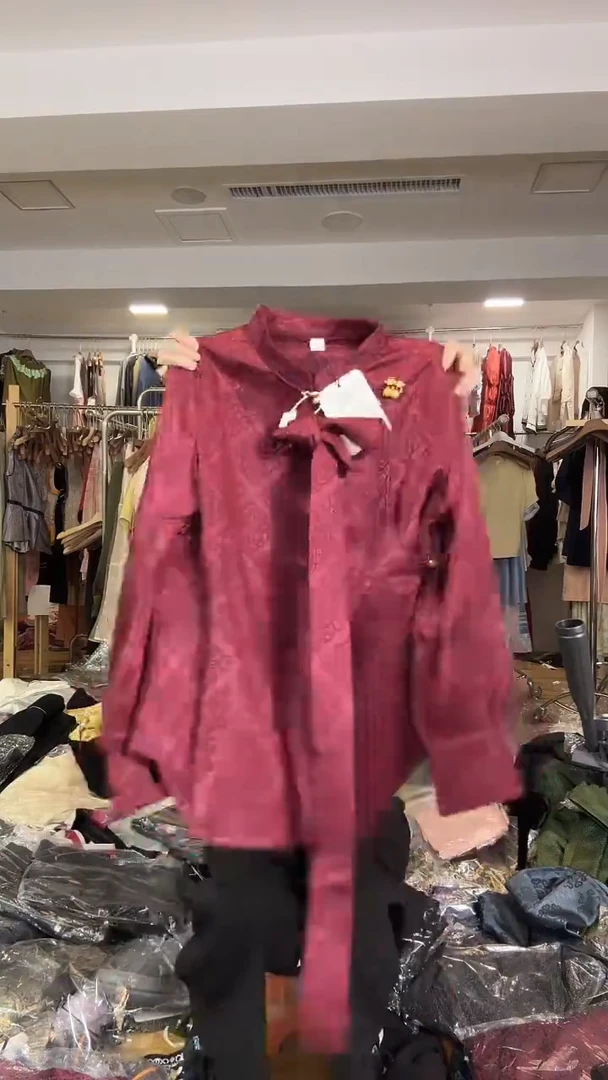 衬衫  XL码   120-130斤