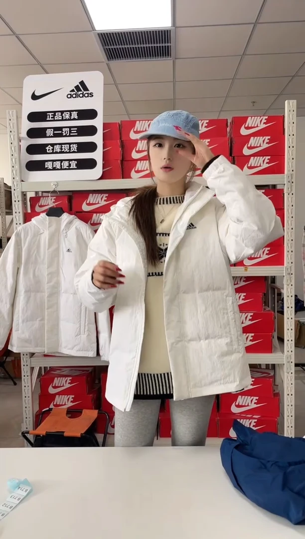 编码  尺码  胸围衣长  正品直播间过款棒球帽