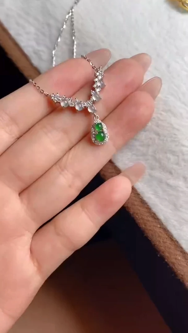 翡翠戒指银S925镶嵌嘿****达天然A货翡翠