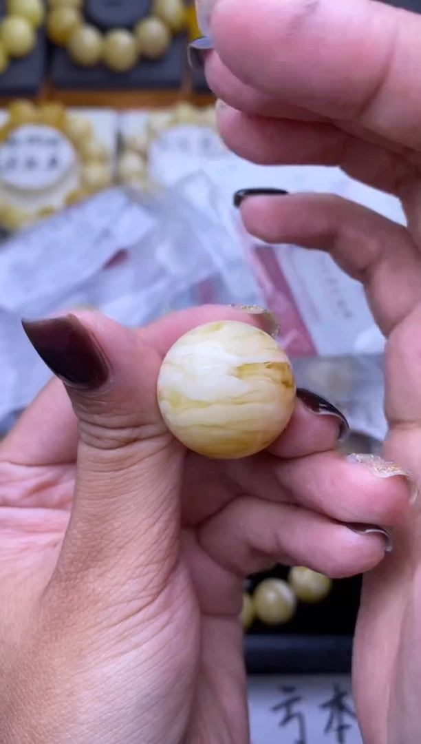 裸石琥珀未镶嵌大小姐珠宝13