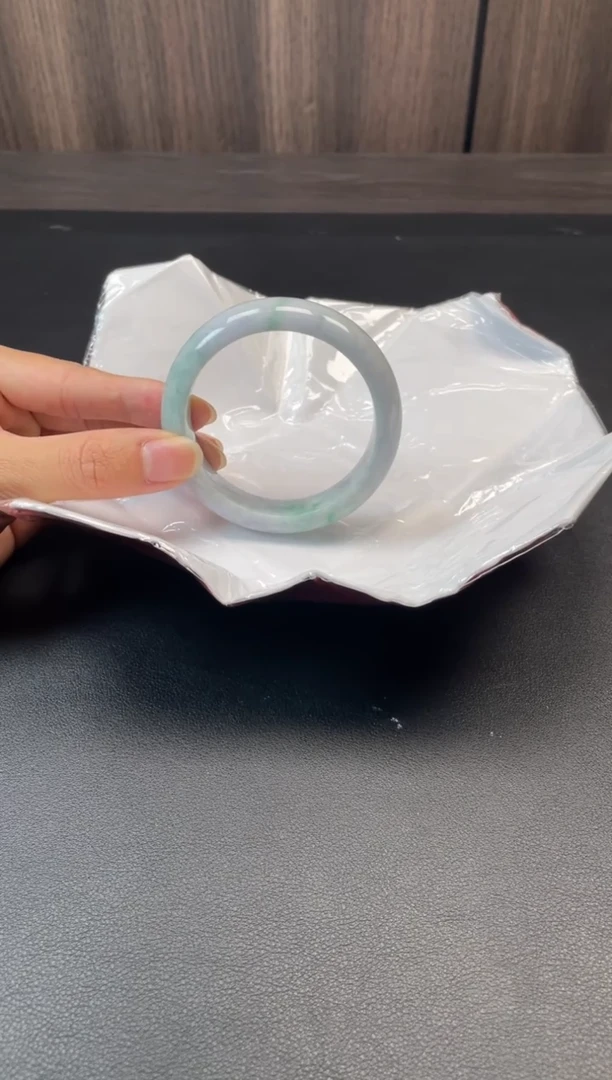 未镶嵌手镯翡翠668