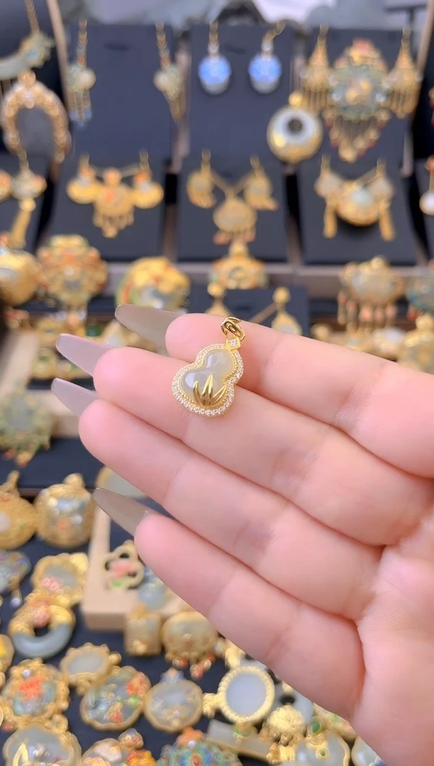 【闪购商品】和田玉吊坠银S925镀金镶嵌福竹葫芦吊坠