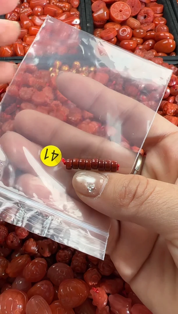 【闪购商品】南红玛瑙颈饰未镶嵌1