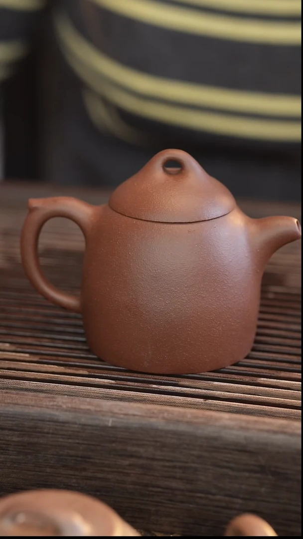 茶壶紫砂秦权 18目 紫泥 半手工 220cc