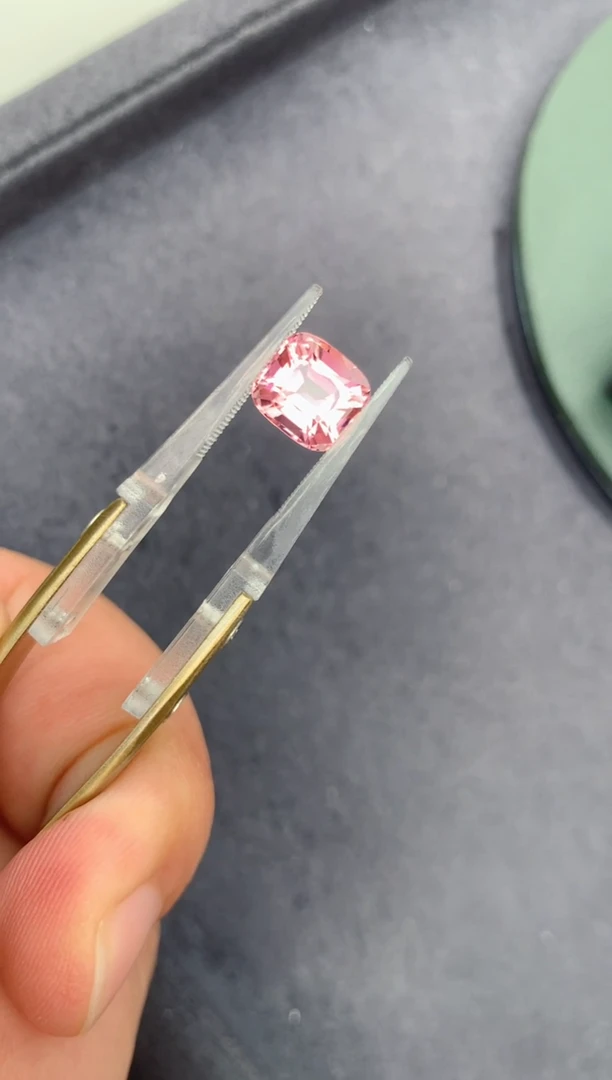 裸石未镶嵌碧玺3.3ct粉碧玺