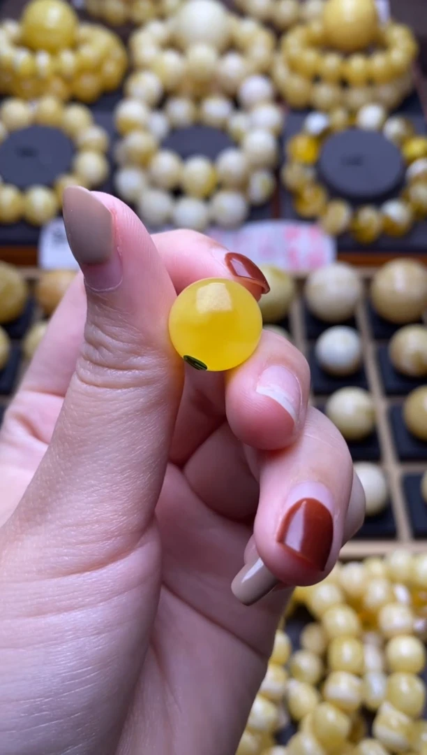 【闪购商品】琥珀裸石未镶嵌大小姐珠宝112