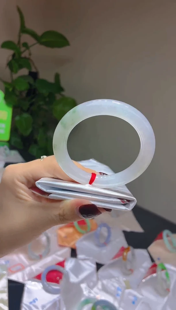 未镶嵌手镯翡翠天然缅甸A货翡翠手镯