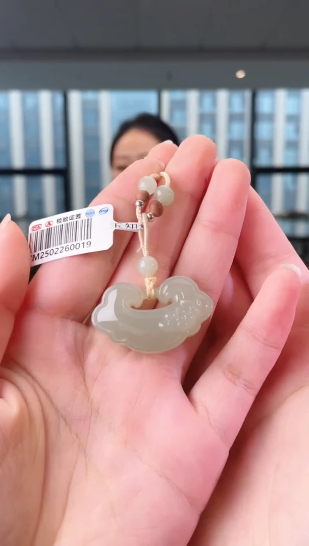 和田玉未镶嵌颈饰锁 xp