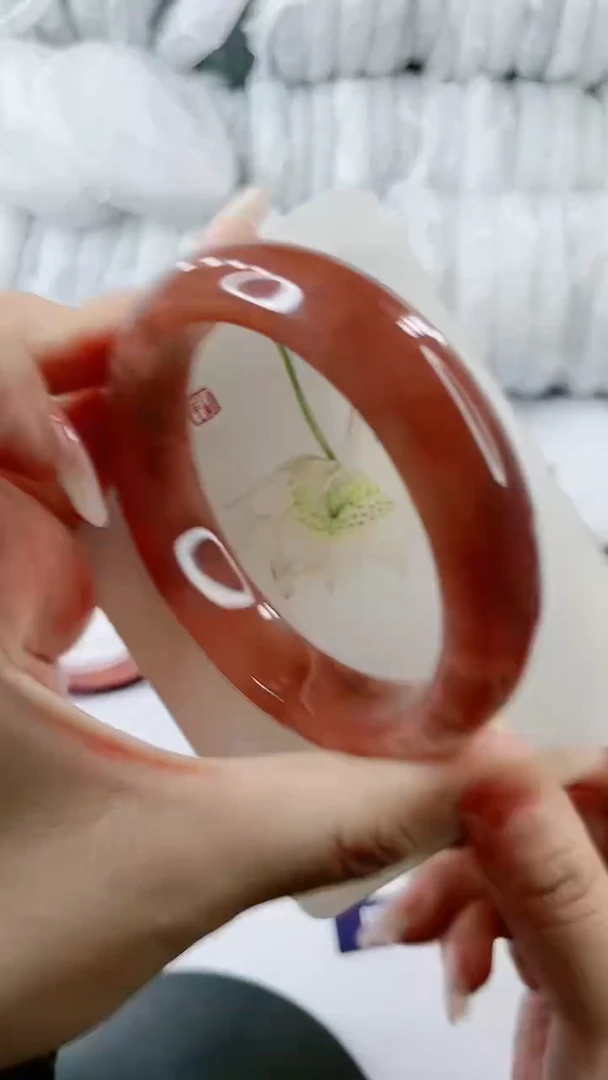 【闪购商品】石英质玉手镯未镶嵌0732958024 多样性发货