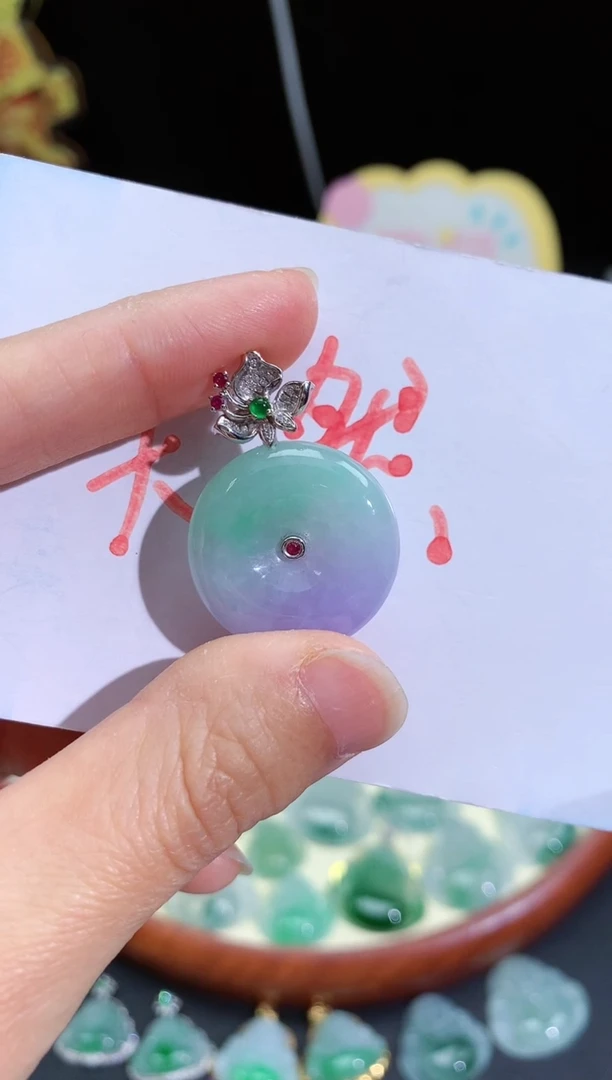 【闪购商品】翡翠颈饰未镶嵌平安扣