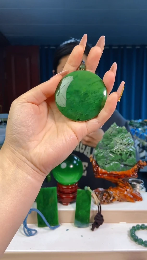 【闪购商品】和田玉挂件未镶嵌1