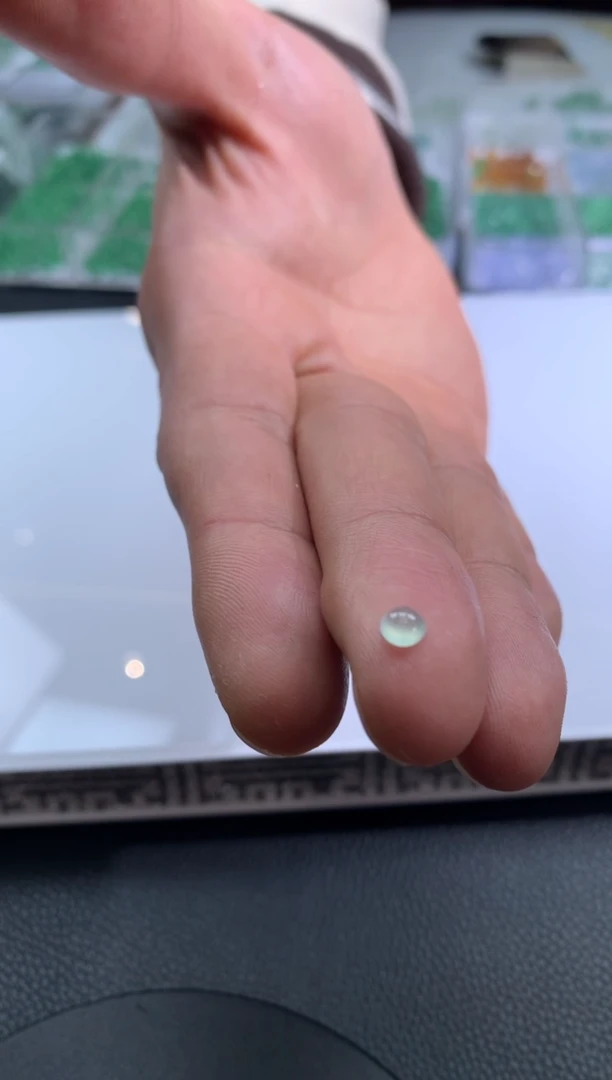 【闪购商品】定制翡翠未镶嵌翡翠