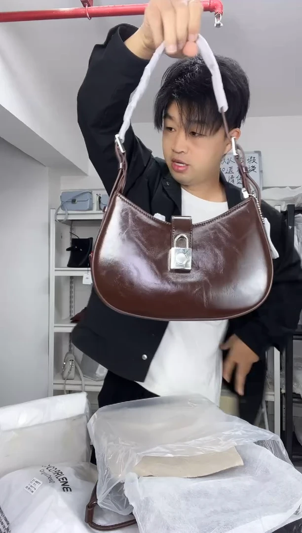 牛皮【尤尤轻奢女包】时尚百搭轻奢款式女包001