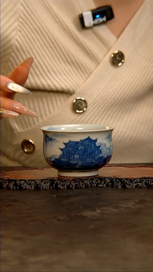 【闪购商品】青花手绘山水楼阁主人杯