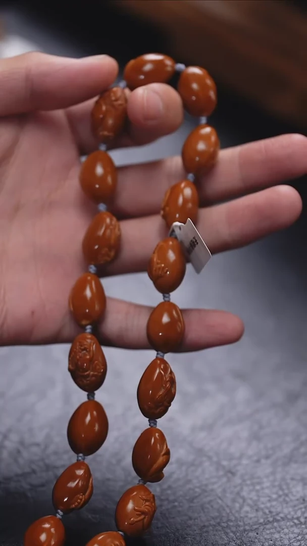 【闪购商品】橄榄核吊坠更厉害