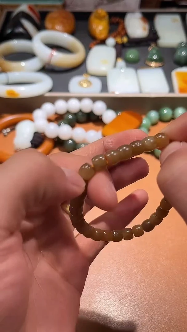 未镶嵌手串和田玉陈***哥和田玉