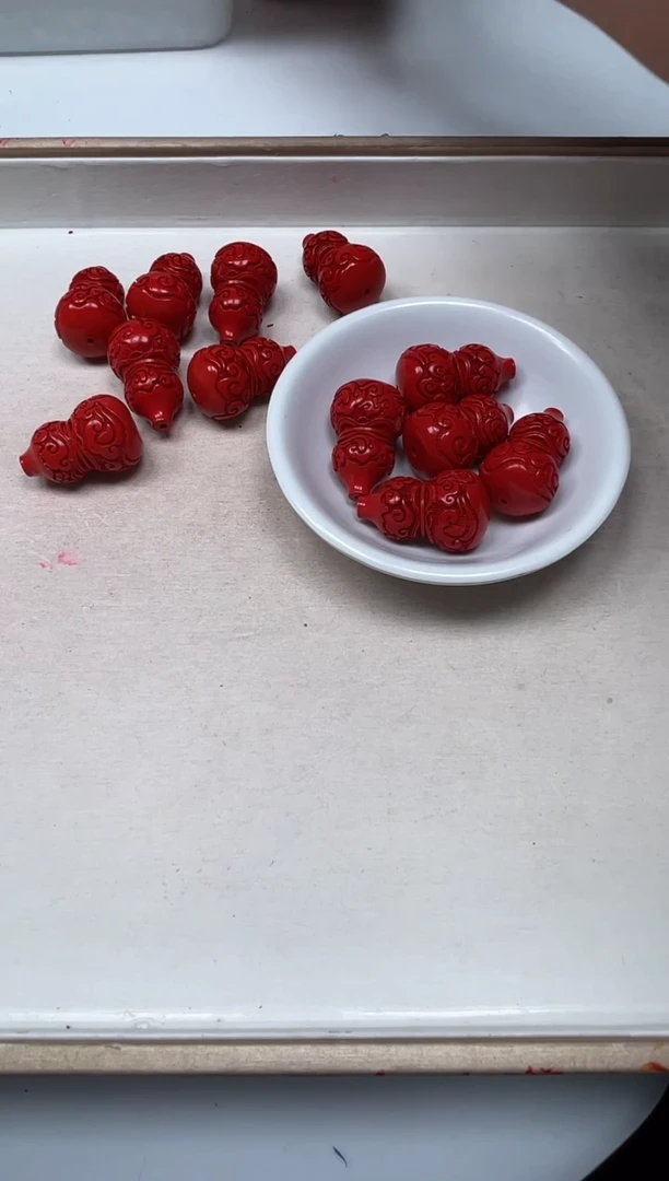 玛瑙/玉髓散珠未镶嵌T438 红 砂 大葫芦 1个15元