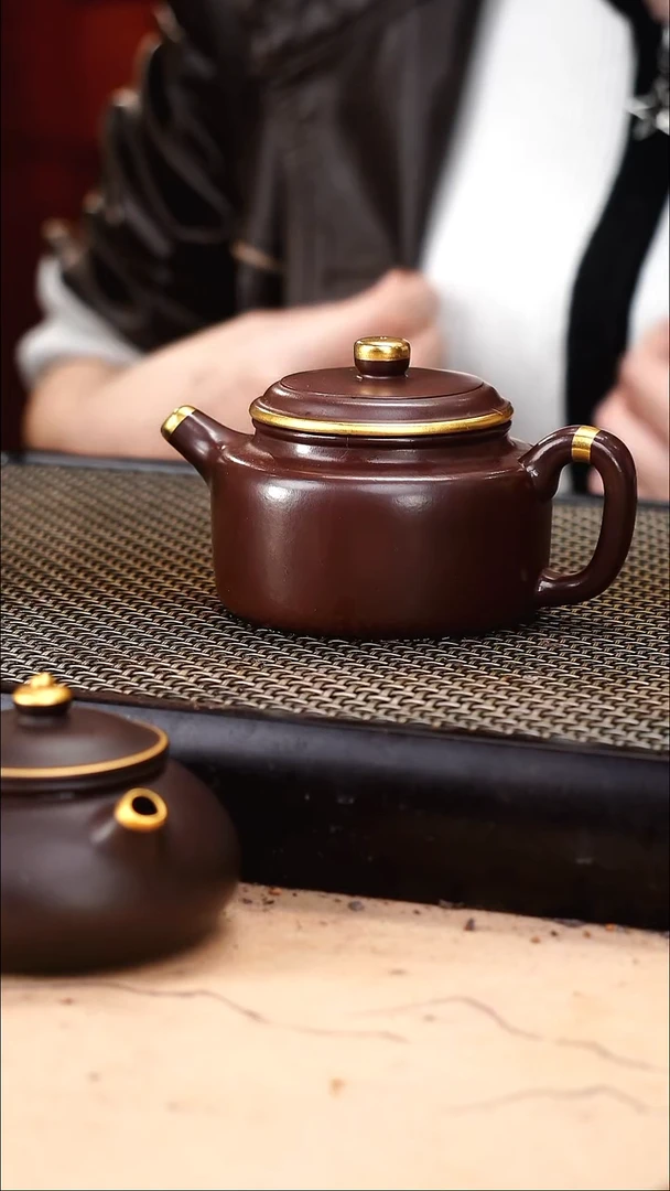 茶壶紫砂四号井茄皮紫泥描金薄胎德钟160cc