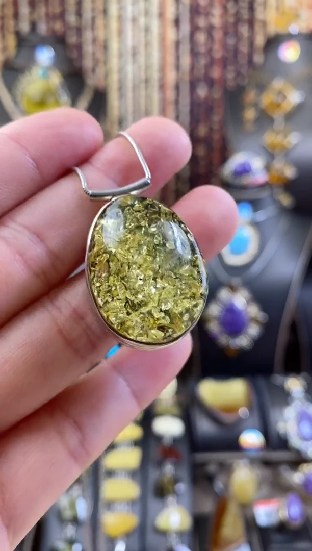 银S925镶嵌颈饰琥珀绿珀吊坠