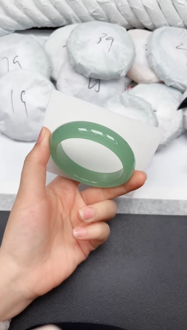 未镶嵌手镯石英质玉206-54.8