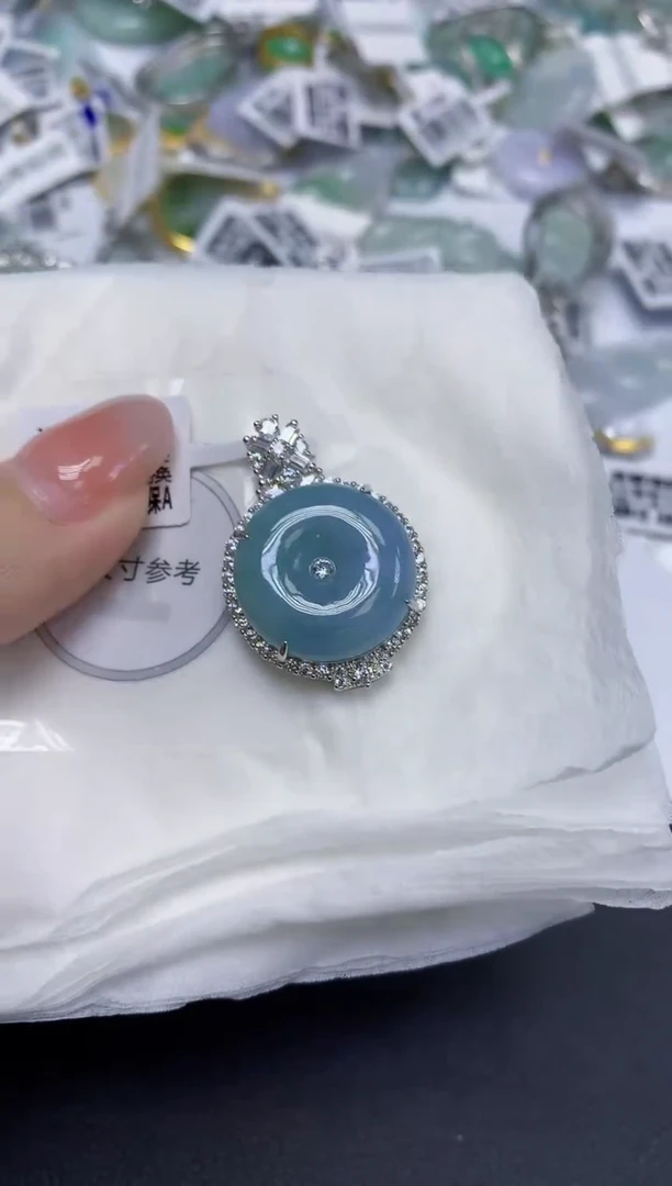 颈饰未镶嵌翡翠天然缅甸翡翠A货百元以上9元证书费自理