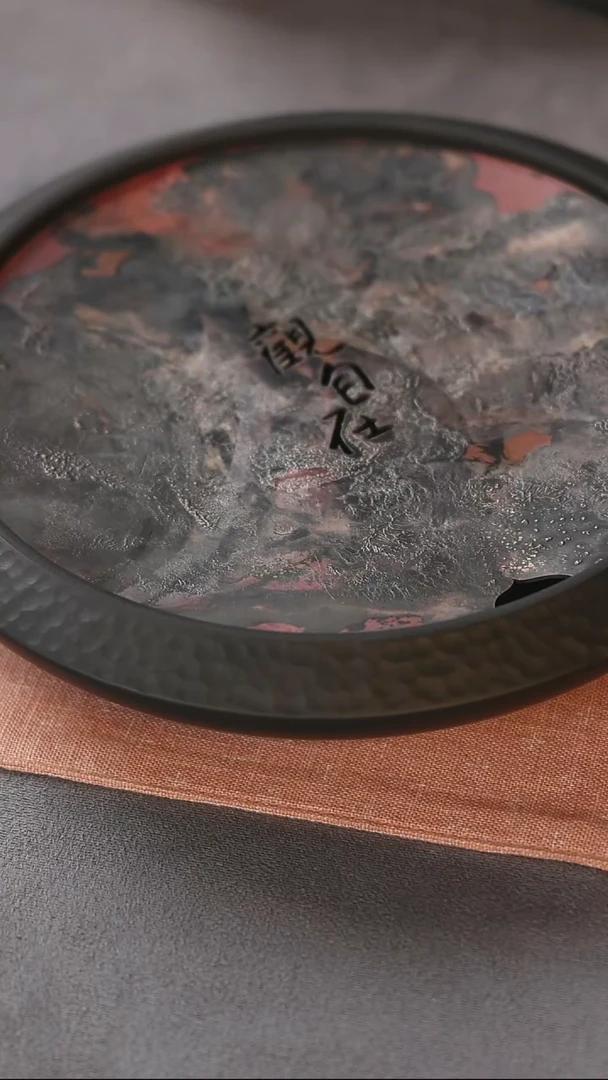 紫砂壶承锤纹焐灰颜自在壶承