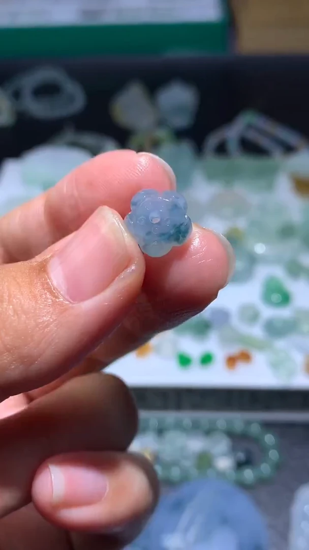 未镶嵌定制翡翠毛货