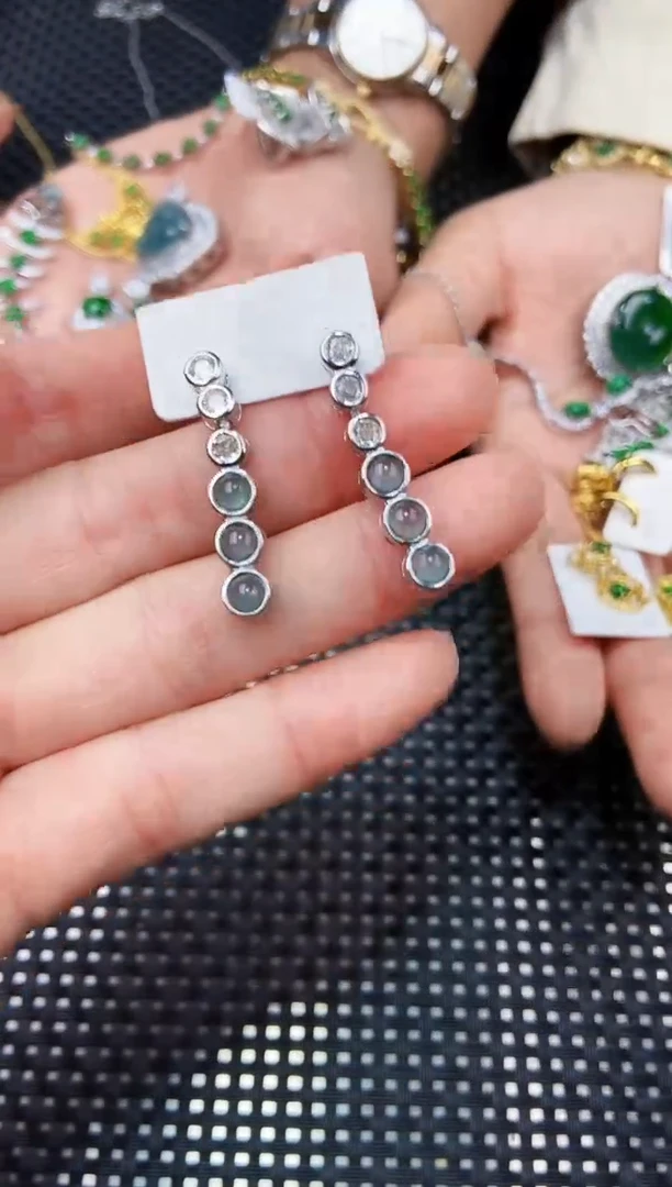 【闪购商品】翡翠耳饰未镶嵌11111111