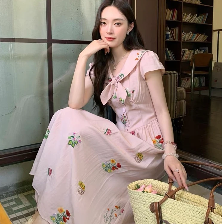 FRVXO2025新款夏季洋气超好看豆沙粉显白连衣裙女