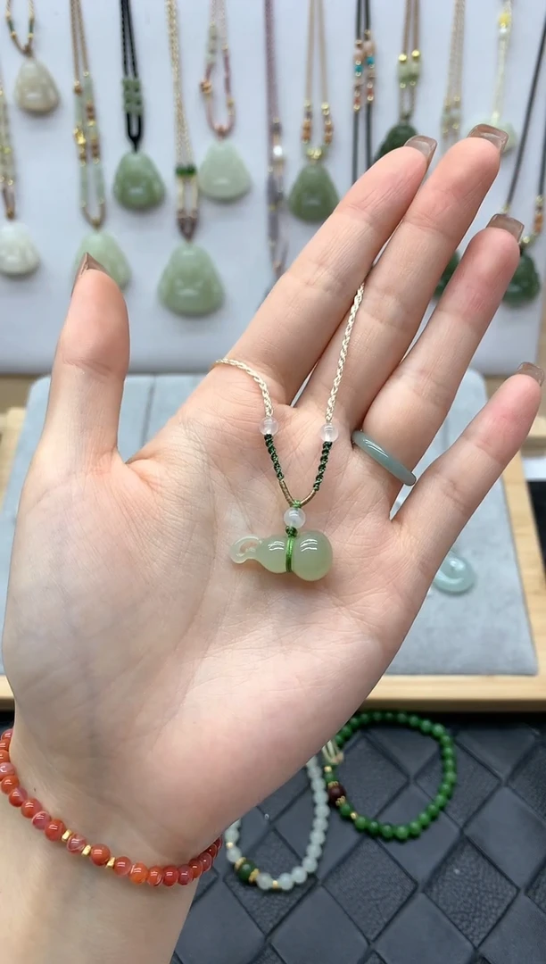 【闪购商品】和田玉颈饰未镶嵌葫芦4