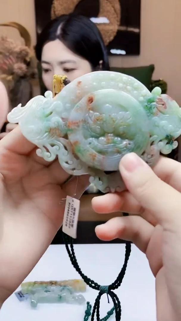 未镶嵌定制翡翠吊坠190
