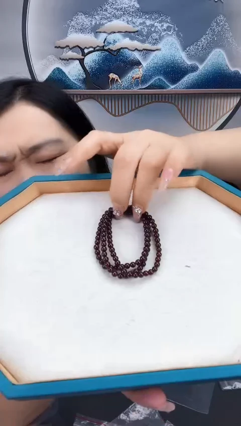 未镶嵌石榴石三圈手串石榴石石榴石三圈手串