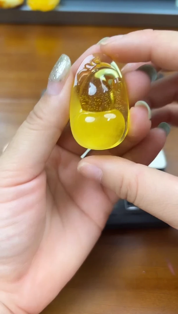 未镶嵌蜜蜡裸石蜜蜡吊坠