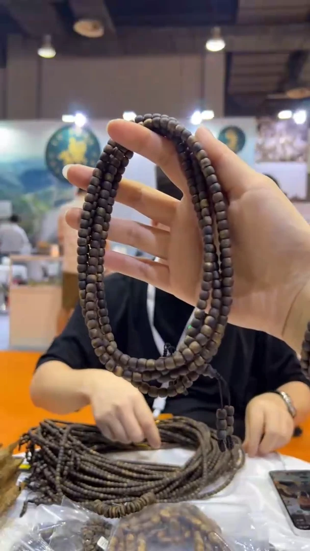沉香手串黑马哥精品黑棋0.5鼓珠多圈-多样性发其一