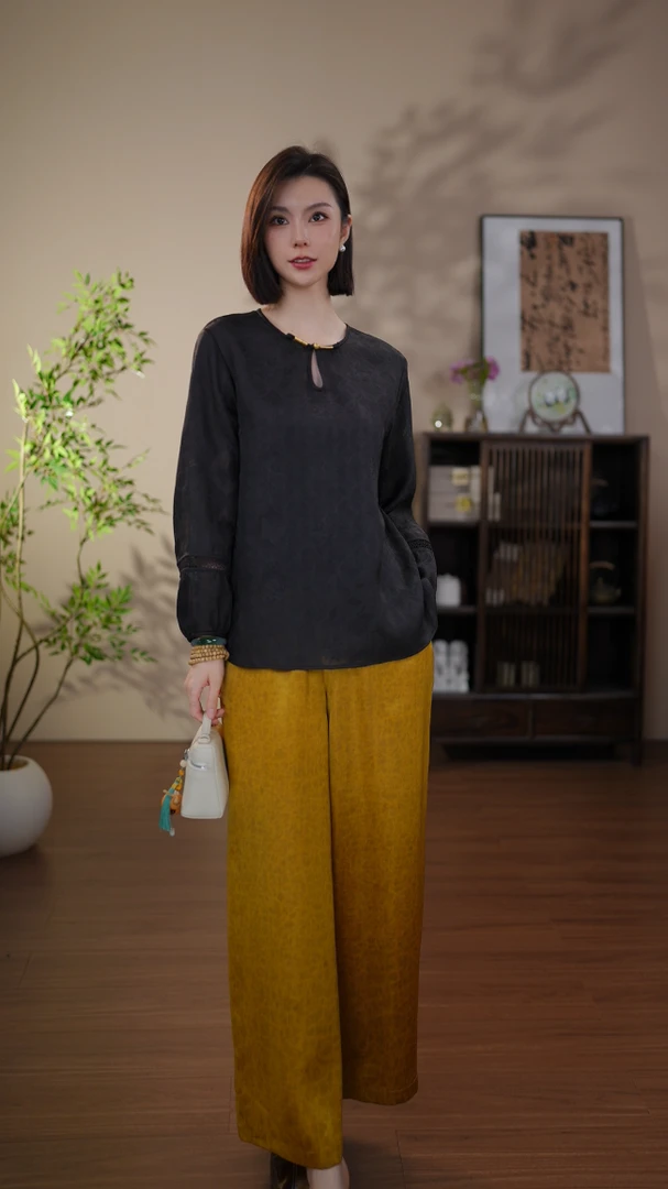 GONG QUE【传承 四经绞罗】新中式蚕丝香云纱显瘦圆领长袖上衣3133