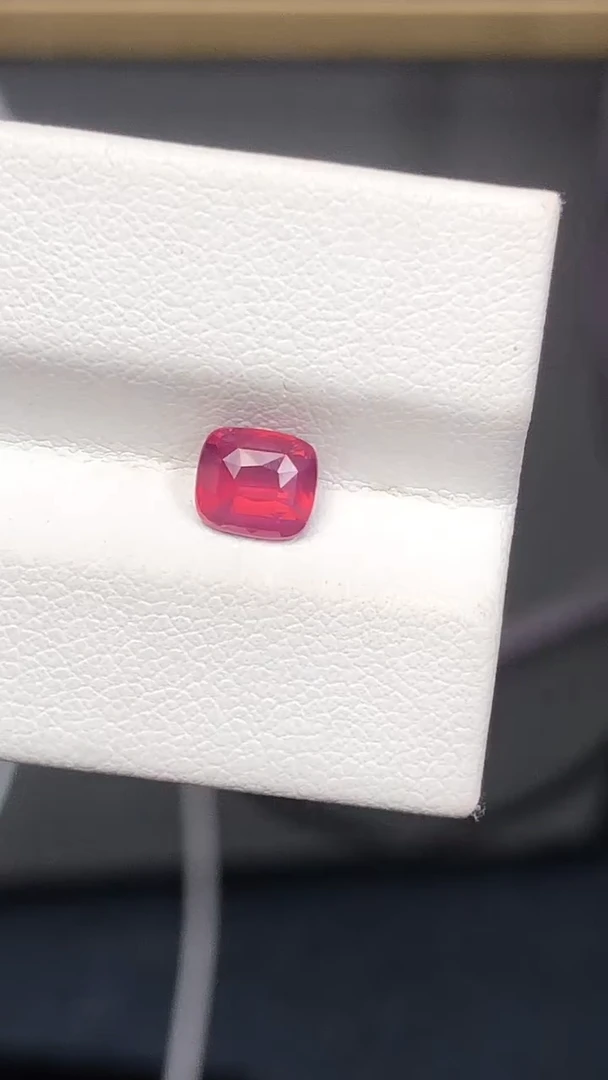 裸石尖晶石马亨盖1.02CT