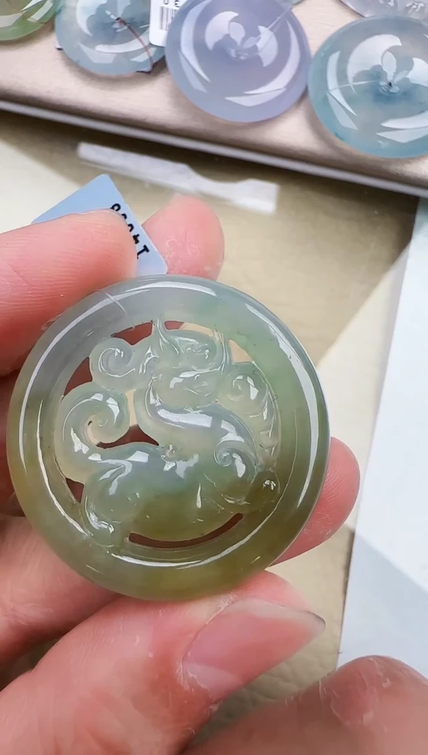 翡翠未镶嵌颈饰缅甸翡翠a货