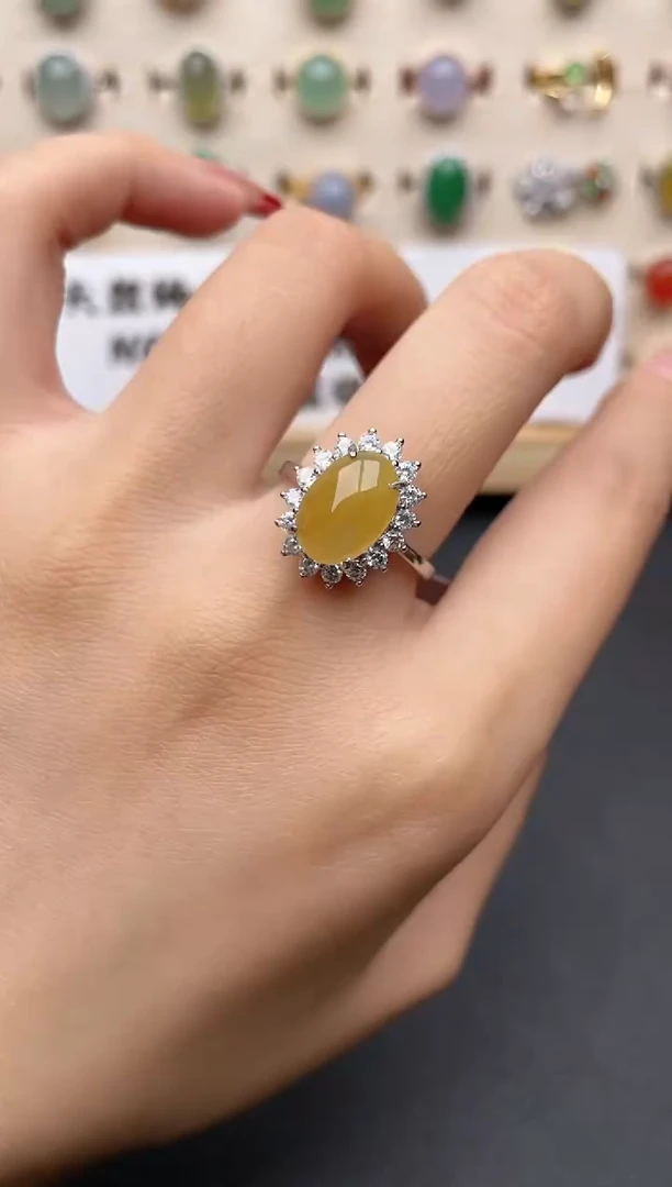 【闪购商品】翡翠戒指银S925镶嵌一物一证一礼盒