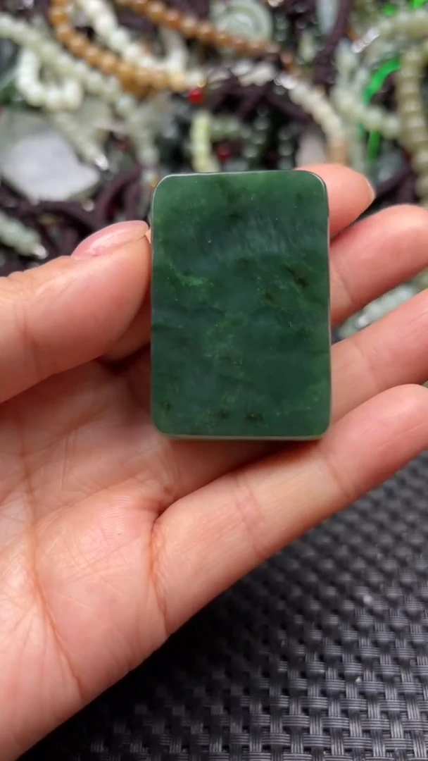 【闪购商品】和田玉颈饰未镶嵌.