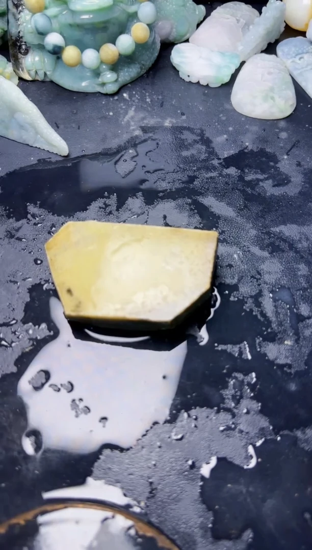 颈饰未镶嵌翡翠咸***子44