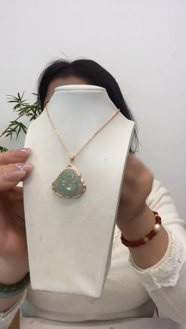 【闪购商品】翡翠吊坠(赠链)银S925镶嵌佛公玫瑰边