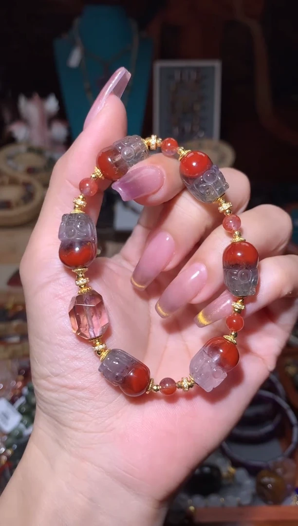 未镶嵌颈饰水晶红极光貔貅阵手串