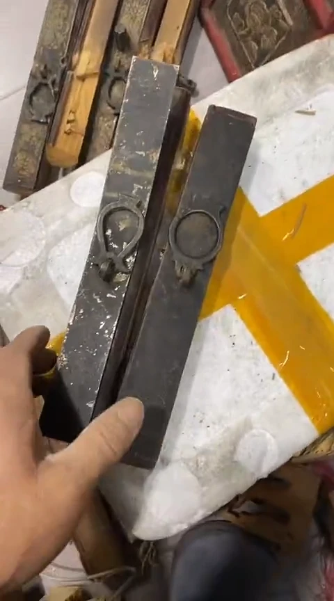 【闪购商品】香榧木一对孤品木雕25